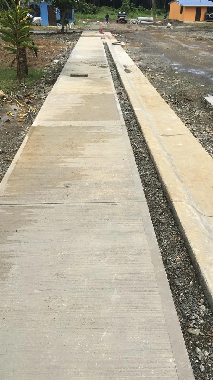 Sidewalk and stormwater conveyance system at the Río Nuevo Project